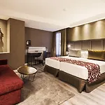 隆达加泰罗尼亚酒店
