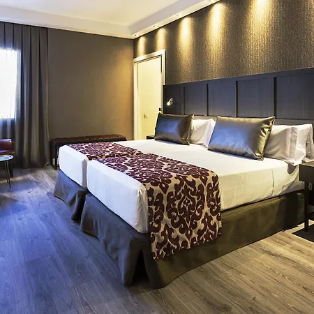 Hotel Catalonia 4*