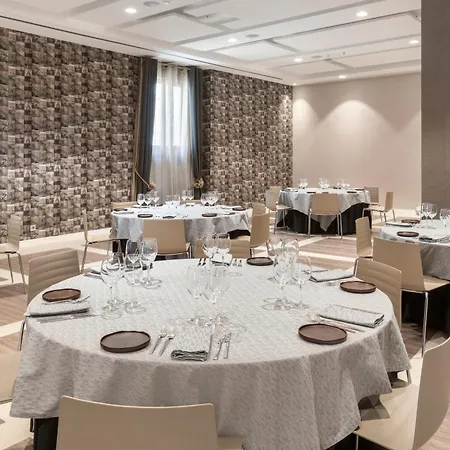 Catalonia Hotel 4*